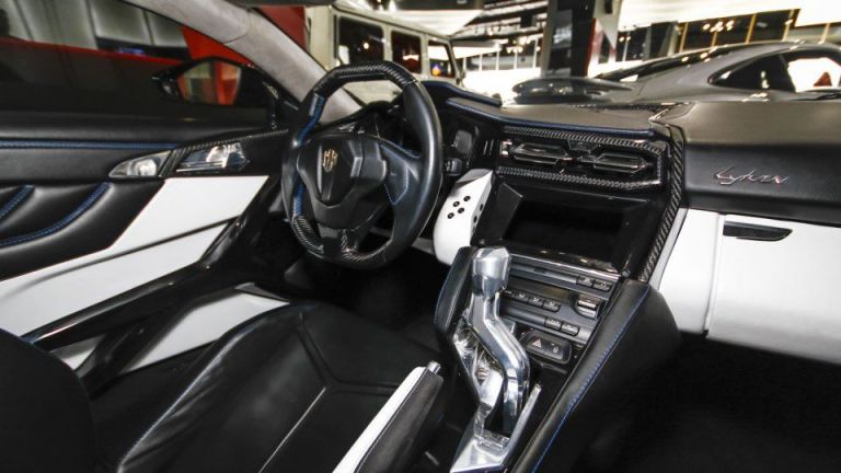 盘点电影中的跑车布加迪,哪部电影中有改装的布加迪