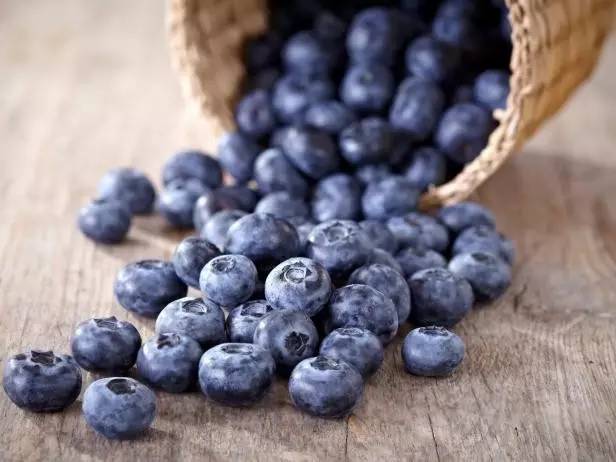 蓝莓果汁和蓝莓果粉有什么区别,蓝莓果酱和蓝莓汁的区别