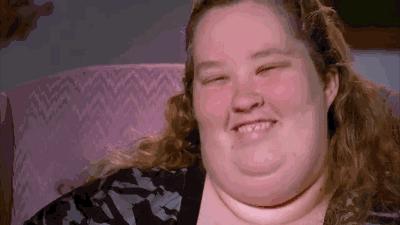 叫醒她们的不是梦想，而是冬天说卷就卷起的裤腿