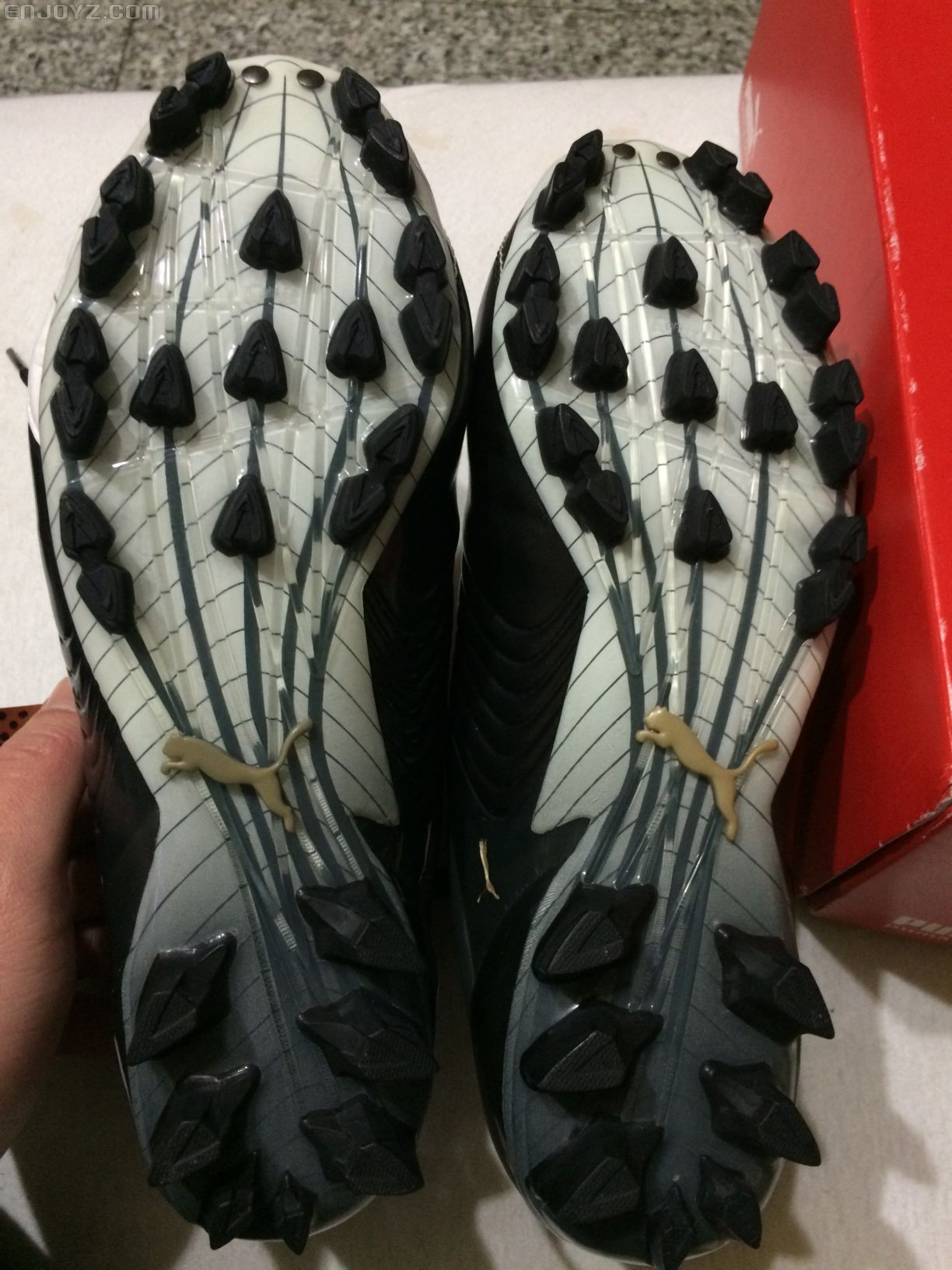 彪马足球鞋顶级和高端的区别,彪马最好的足球鞋