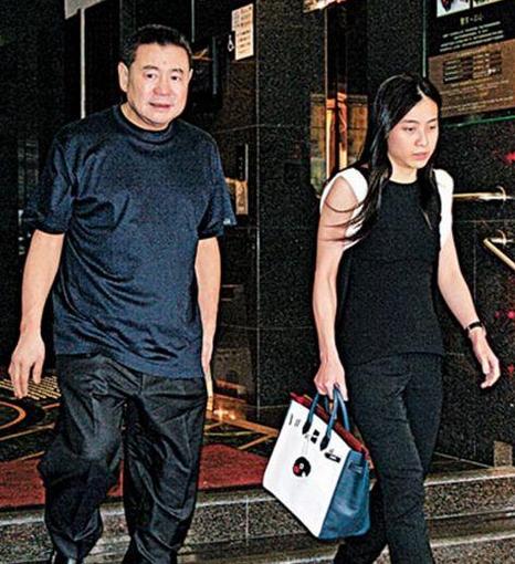 吕丽君和甘比面相,吕丽君甘比面相