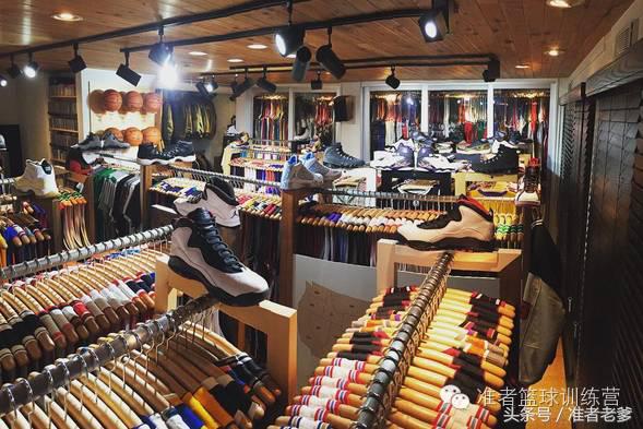 这个大叔的球鞋球衣价值过700万，井上雄彦都想去他家！