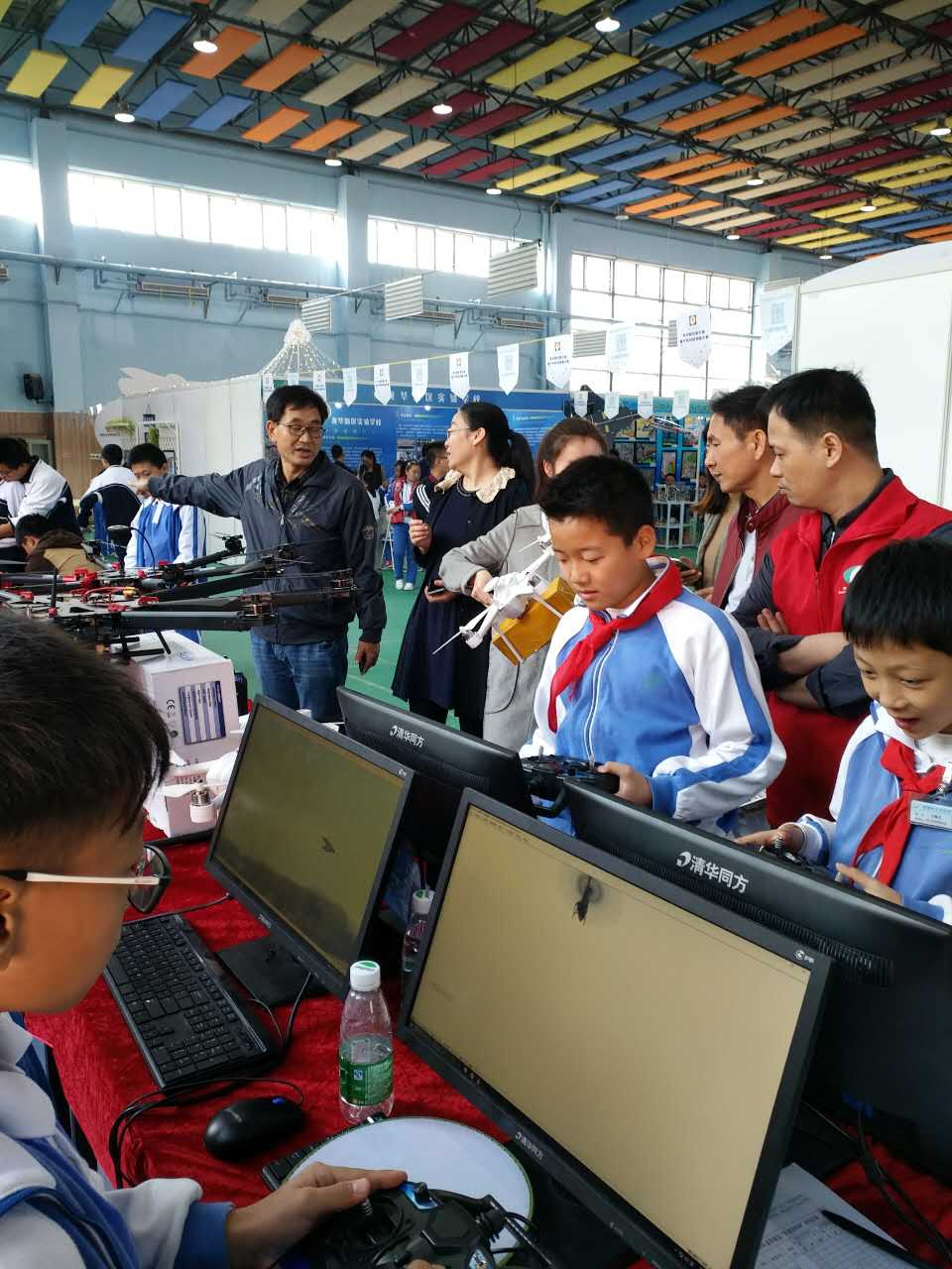 创新体验成长科技,创新引领助推学生成长成才