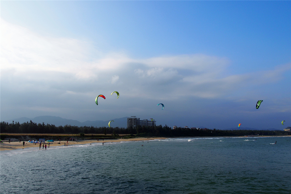 在第二个夏日赴一场海鲜的约会
