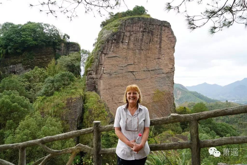 和国外人说话语言不通怎么办,与外国人无障碍交流方法