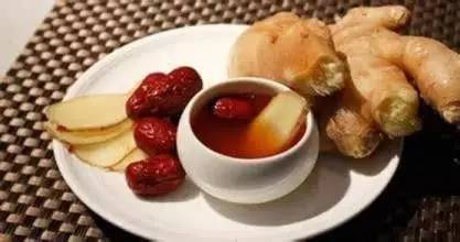 舌头看健康11种舌象代表的疾病,怎样的舌头才是健康的图片