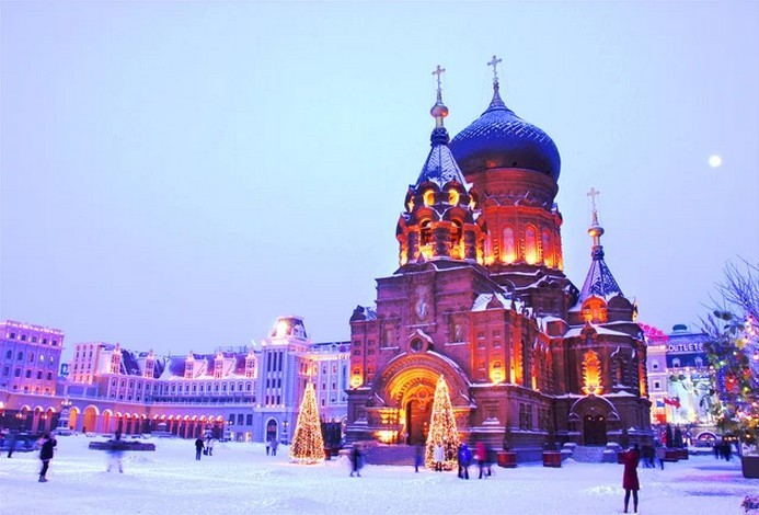 从武汉坐动车13个小时能直达哈尔滨了！睡一觉就能看到雪了！