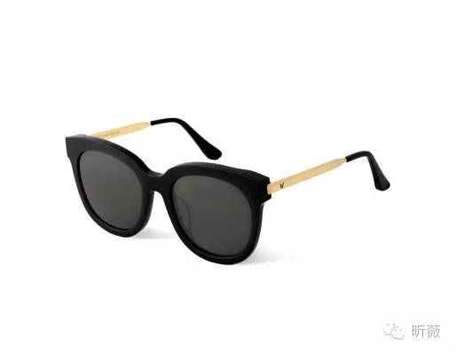 什么款式的太阳镜百搭好看又实用,十大必备女士太阳镜明星出门必备