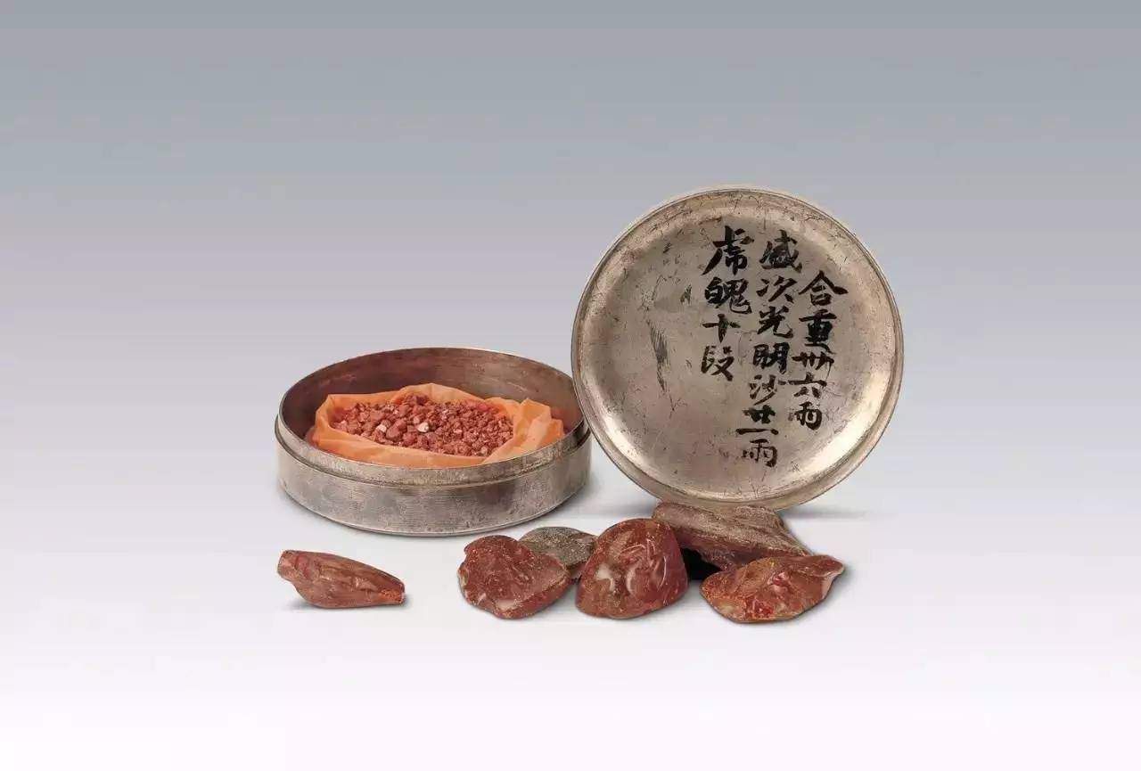 何家村唐代窖藏的考古发现,西安南郊何家村发现唐代窖藏文物