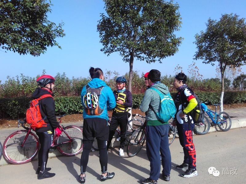 骑行腿抽筋是什么引起的,骑行用力过猛隔天腿开始抽筋