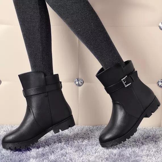 秋冬时尚英伦风短靴卡美多,秋冬儿童时尚短靴