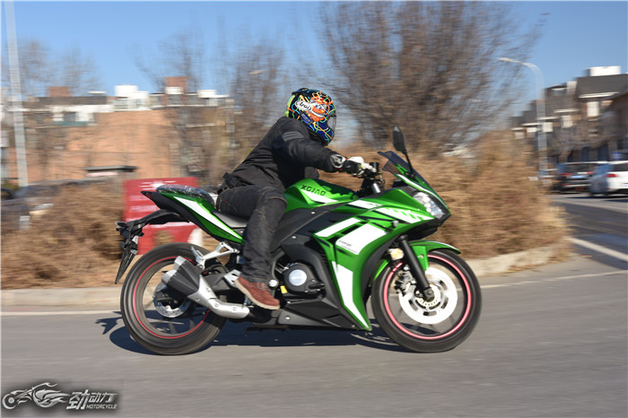 新款rz35跑车,新感觉ix35像什么车