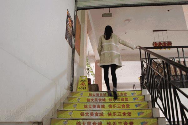 成都锦城学院大学最大食堂,川大锦城学院7个食堂