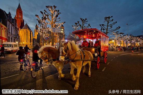 荷兰马斯特里赫特的“魔法圣诞”集市开幕啦！