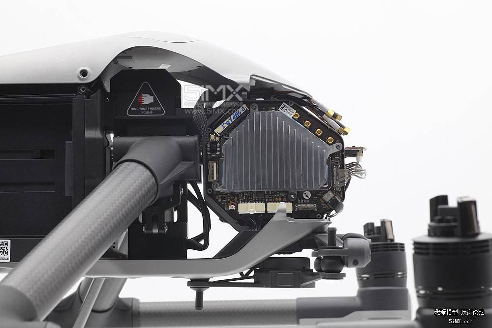 大疆悟inspire2和大疆御2哪个好,大疆悟inspire2怎么样