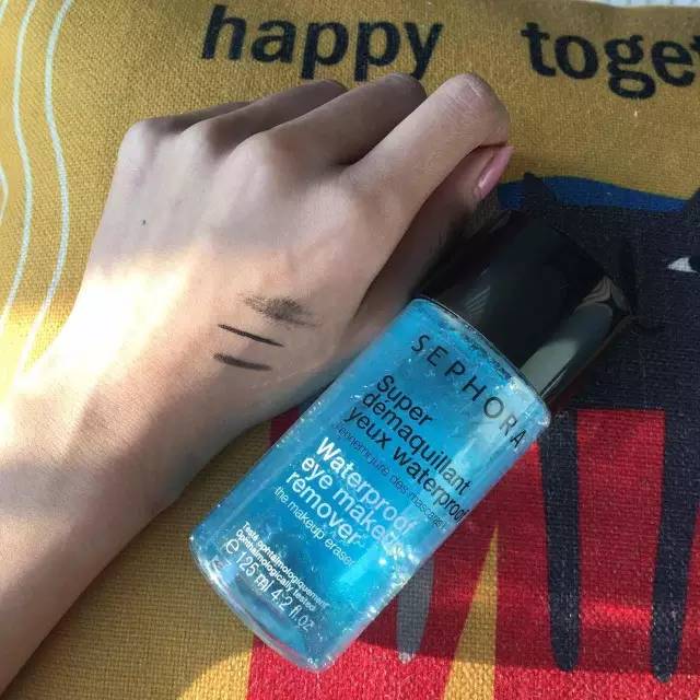 植村秀臻萃洁颜油用法,植村秀琥珀臻萃洁颜油区别