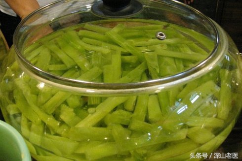 广西特色小吃酸嘢,广西酸嘢的做法大全摆摊