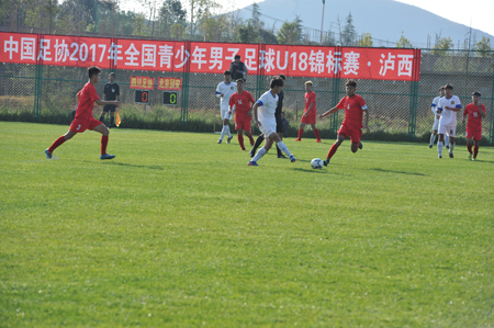 中国足协连开罚单既有娃娃又有业余足球中国足球从打崛起？