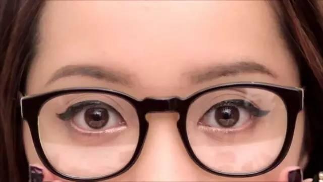 如何配适合自己脸型的眼镜,怎么知道自己的脸型适合什么眼镜