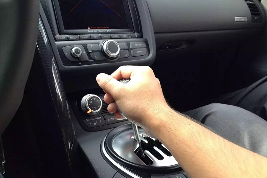 不踩离合器开车教学,不踩离合换挡教学摩托