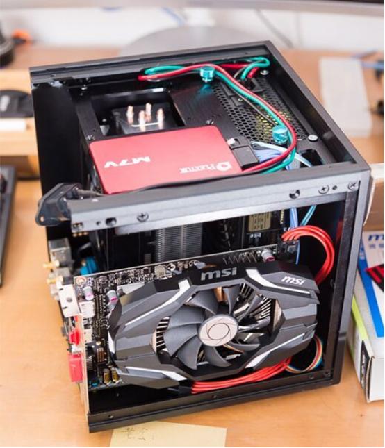 VR背包玩不起？自己组个微型VR主机玩玩