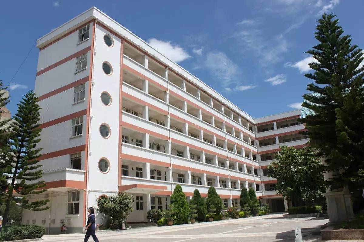 云南最牛10所初中排名,2023年云南最牛高考学校