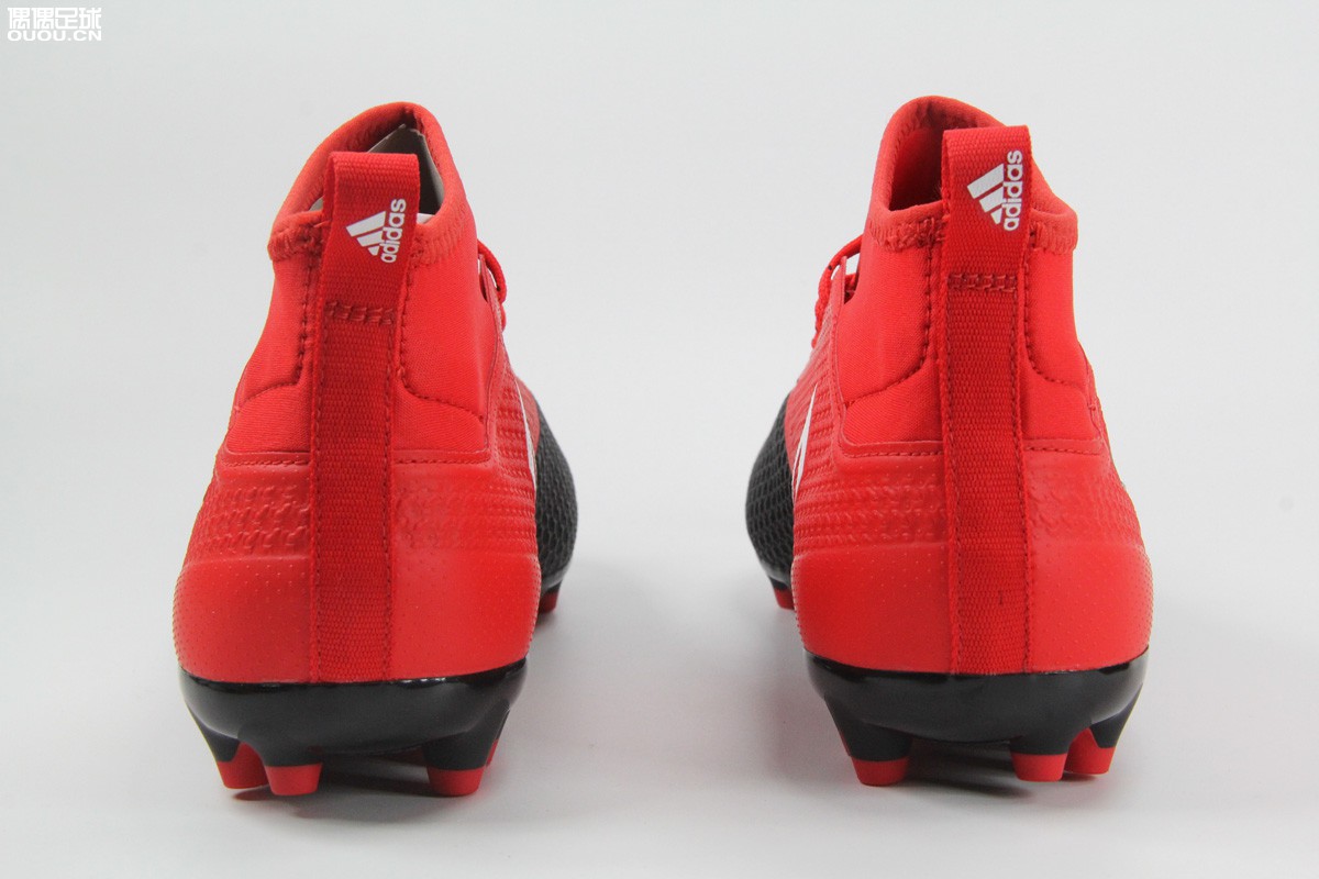 阿迪达斯ace17.3全黑,阿迪达斯ace配色