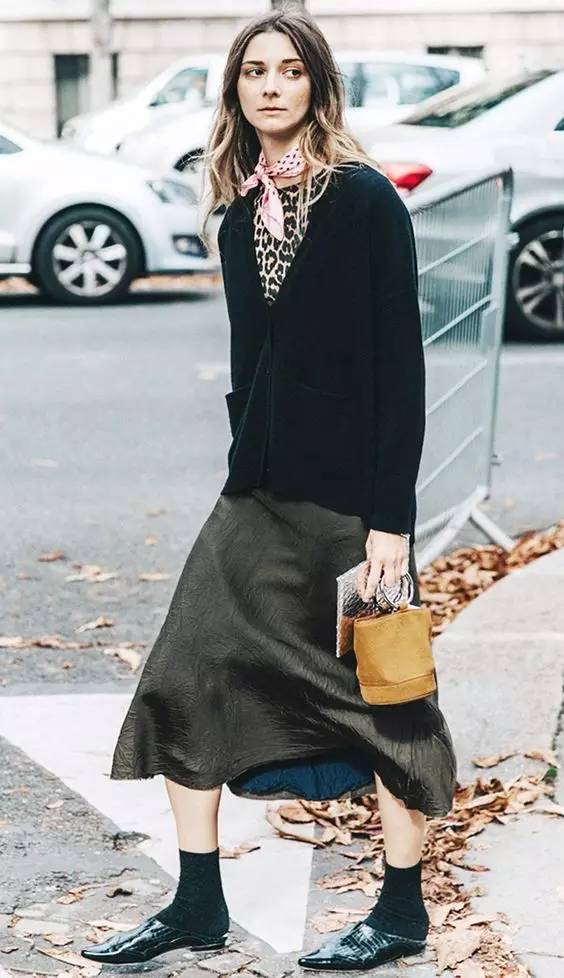 下周穿什么极简外套好看,下周穿什么外套