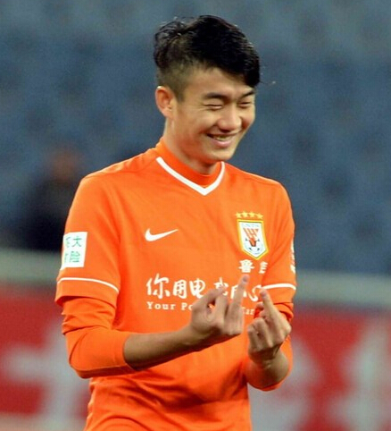 戴琳第二十一轮不是停赛了么,戴琳被停赛5场罚款5万