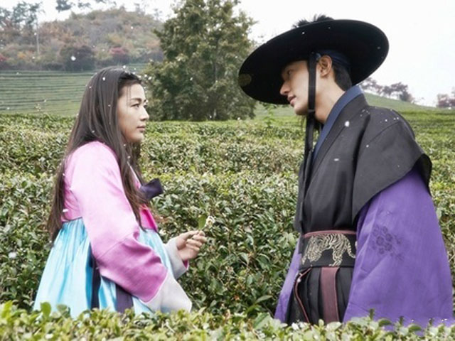 蓝色大海的传说男美人鱼叫什么,蓝色大海的传说人鱼和帅哥