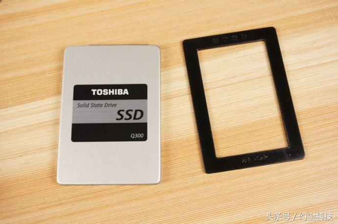 东芝q300g和ssd哪个好,东芝的Q300固态硬盘好不好