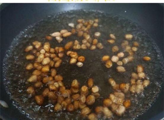 做一碗爽滑花生露，营养一个冬季