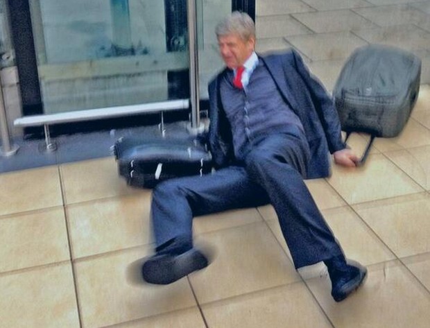 灯谜打一生肖,年年出线稳如狗