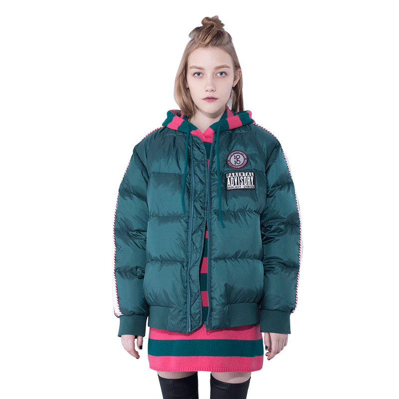 女士短款羽绒服2022年新款羽绒服,加厚女短款羽绒服时尚潮流