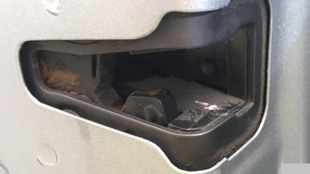 精!精!精!二手车如何识别系列之泡水篇!