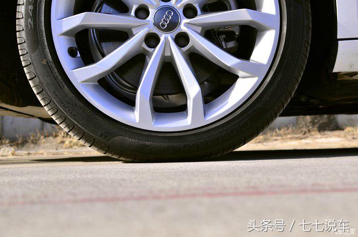 2017款奥迪a4l碰撞测试中保研,奥迪a4l2017款40tfsi风尚型