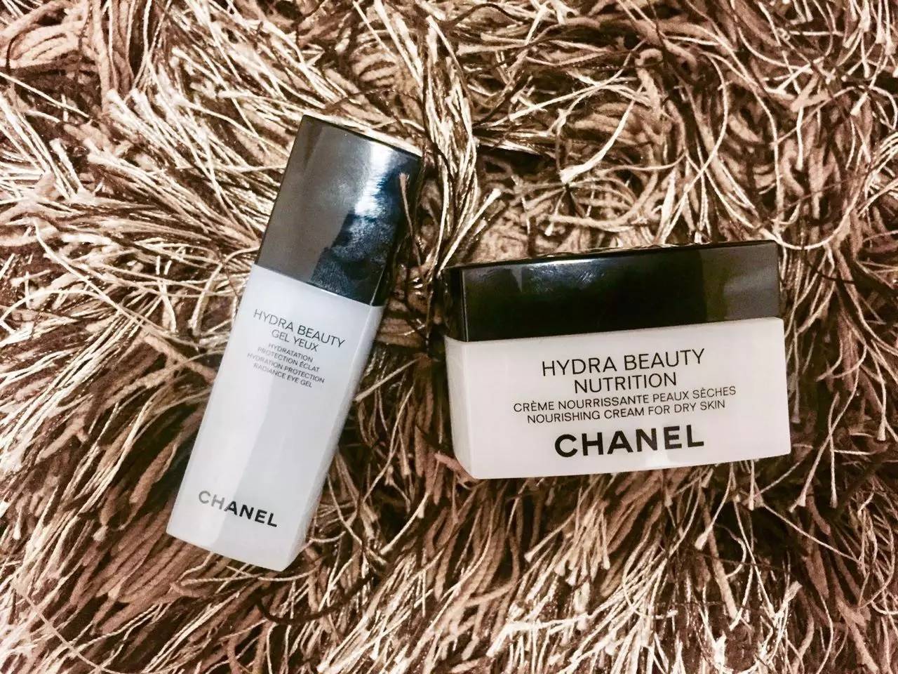 美妆博主十大必买护肤品 (美妆博主推荐精油护肤)