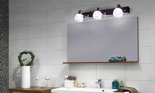 家里装学校护眼教室灯,家里装哪款太阳能灯