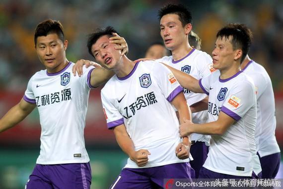 国足一场进了三个乌龙球,国足两场进8球丢1球