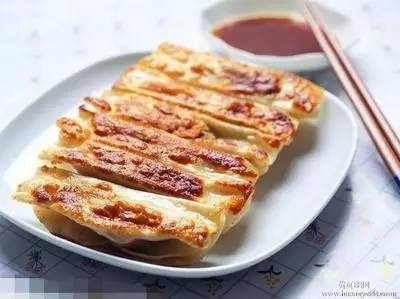 喝葡萄酒要配哪些小吃,葡萄酒搭配小吃做法