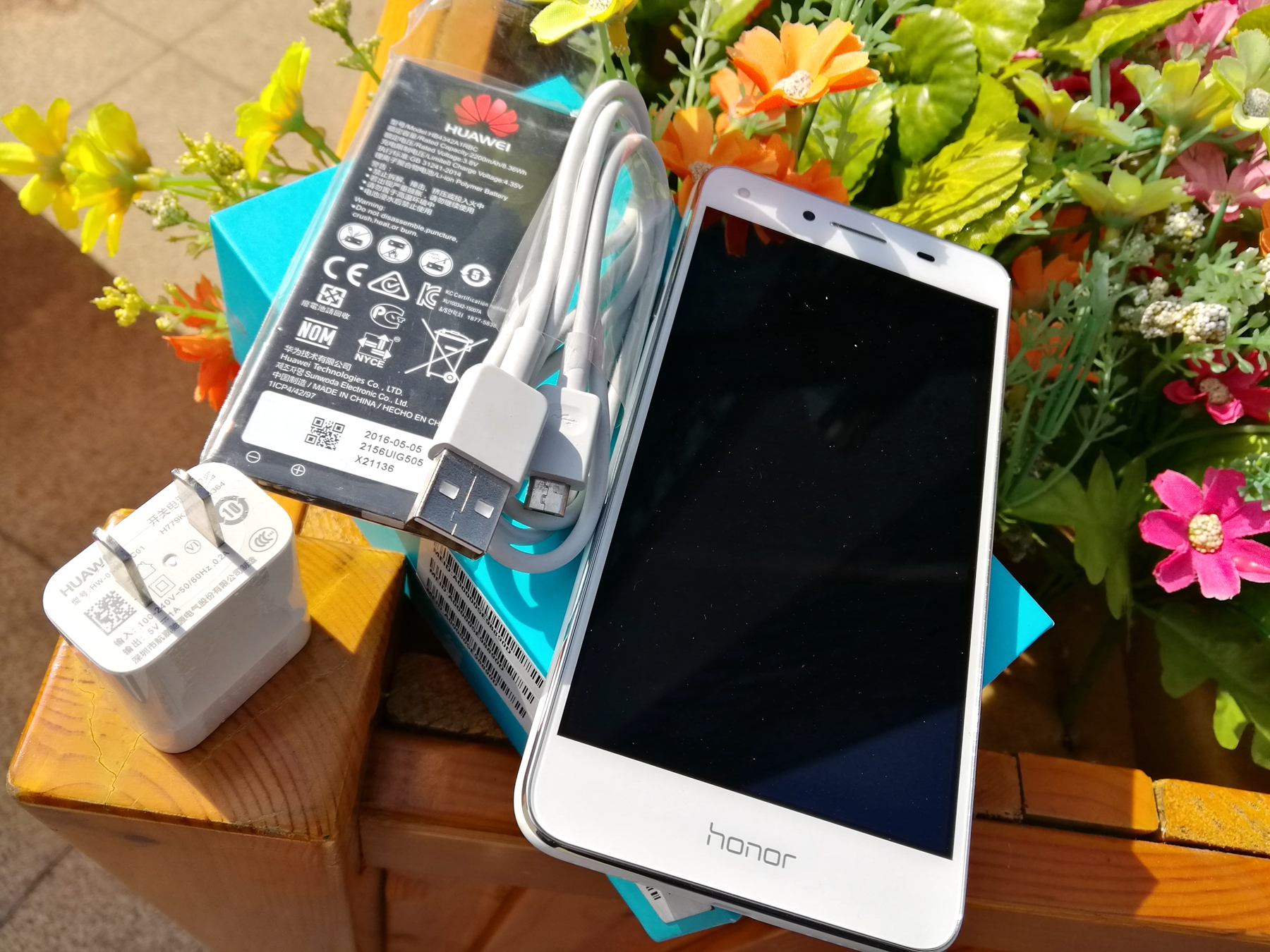 全网通+柔光自拍的荣耀畅玩5评测体验