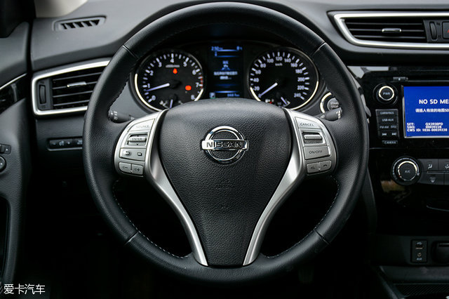 爱卡汽车,逍客经典2.0舒适版上路测试