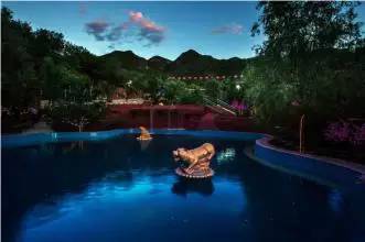 周末去温泉山庄度假,周末去泡汤