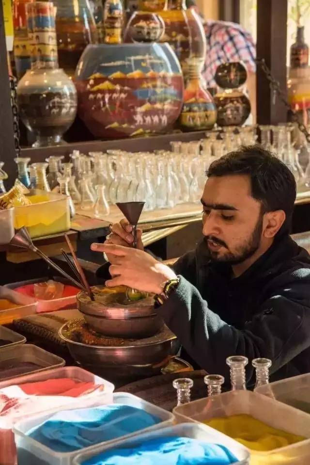 沙龙｜小日子x无二之旅：睡遍全世界的床，逛遍全球集市