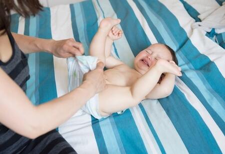 幼儿园蛲虫病检查,幼儿园小女孩蛲虫病