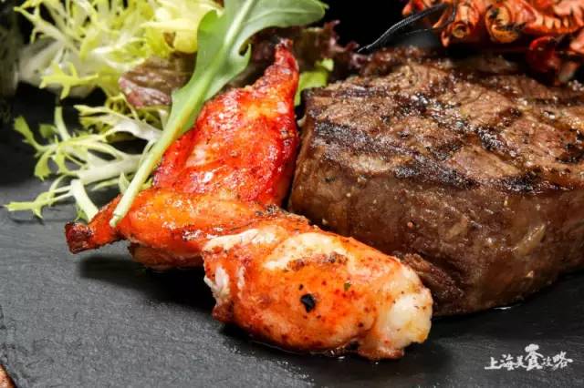 带上你的Dior、YSL到这家高逼格西餐厅，按口红数吃牛排！