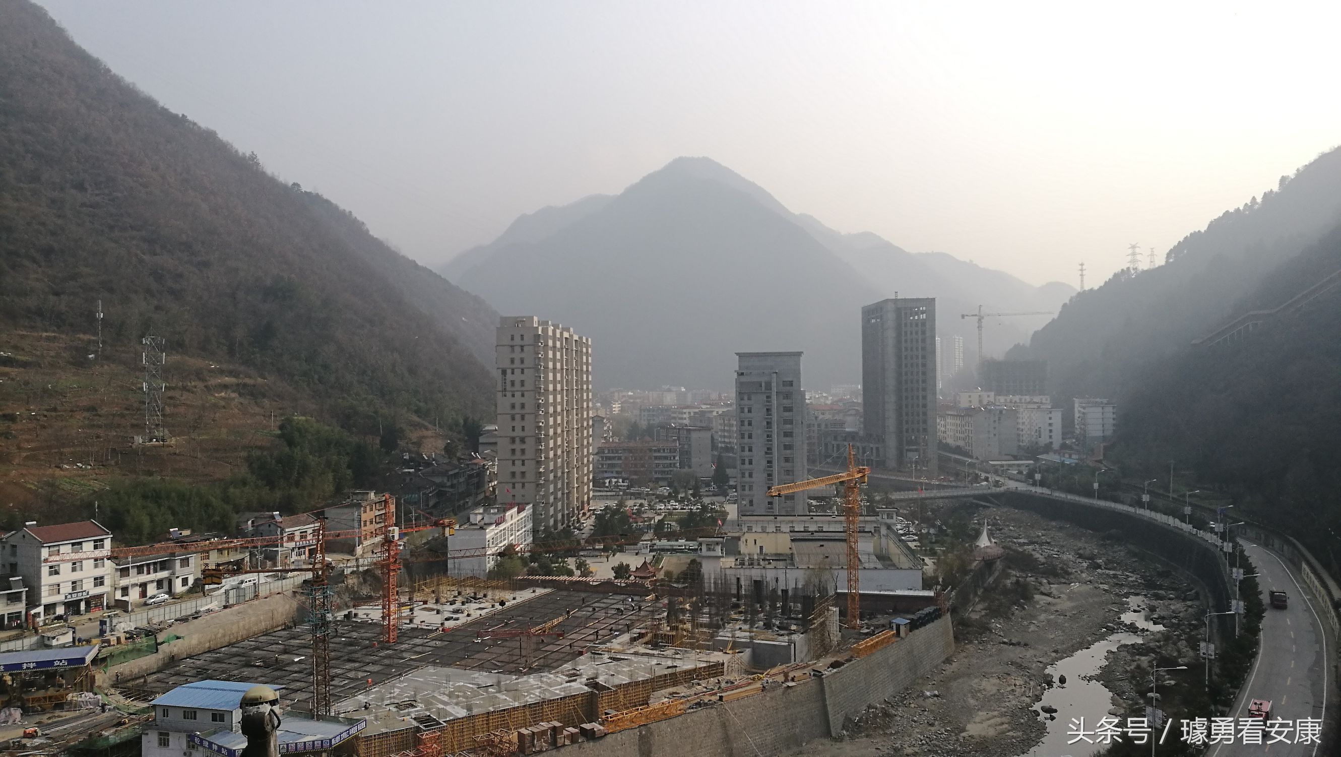 这里是中国慢城，一个让人能够宁静的城市这里环境美人情更美