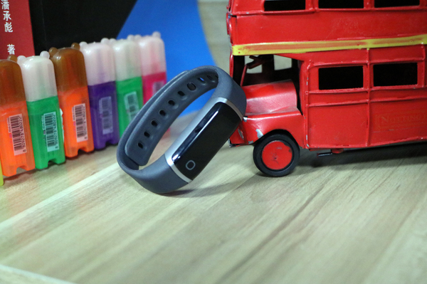 深度运动手环,乐心运动手环功能展示