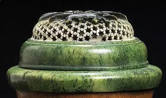 虬角做成的蒙芯，何其美丽！