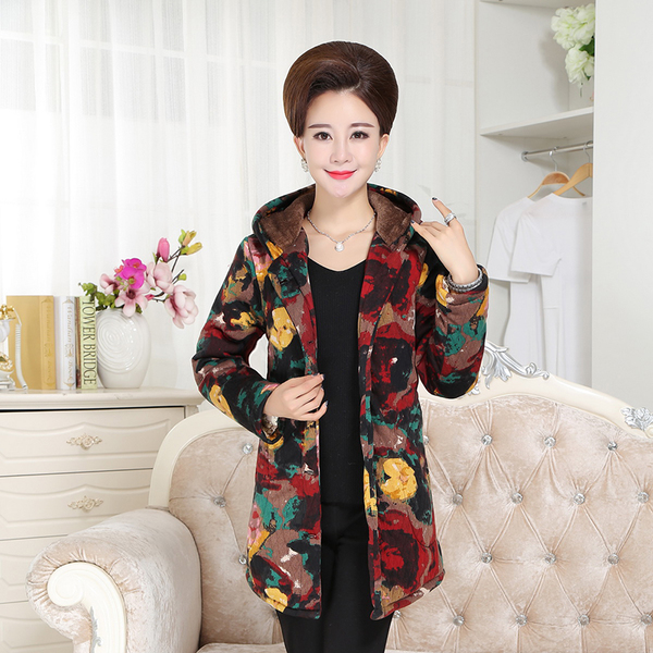 冬天到了,妈妈是不是也该换一件棉衣了